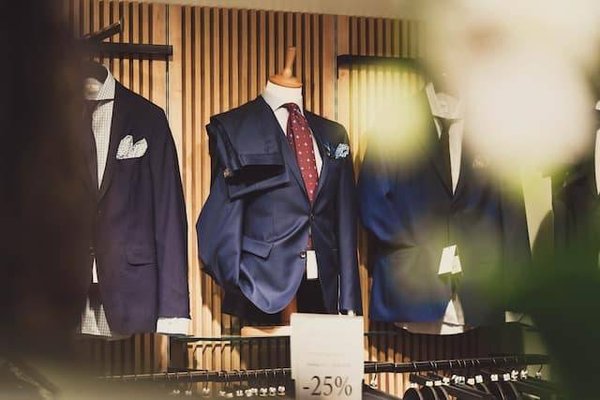 Comment reconnaître une pièce de mode de luxe authentique ?