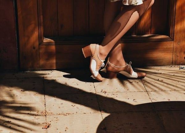 Découvrez les secrets de la mode vintage : comment reconnaître un vêtement authentique ?